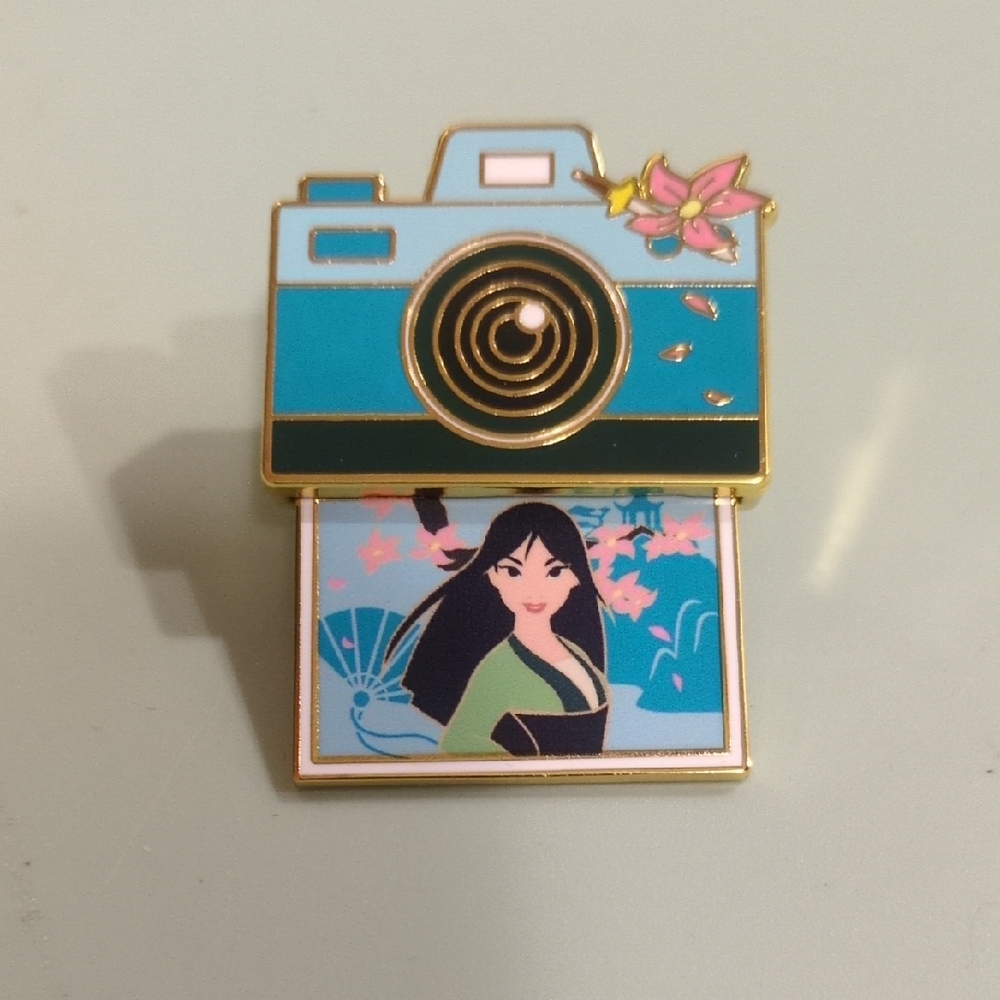 Mulan Camera Pin
